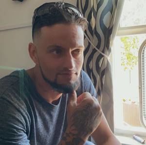 Meet your Posher, Anthony